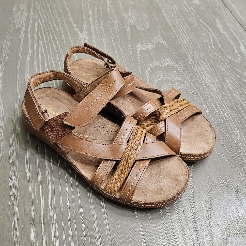Clarks Brown Tan Leather Braided Strap Sandals